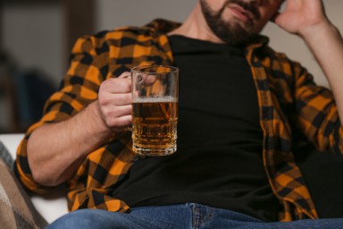 Пивной алкоголизм в Горячем Ключе